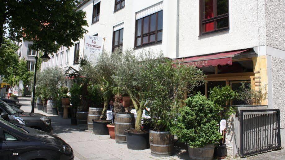 Hotel Ristorante La Terrazza Planegg Dış mekan fotoğraf